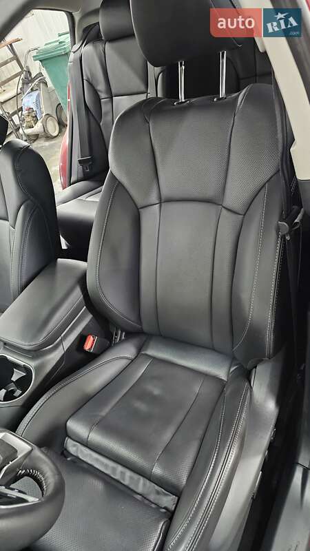 Седан Subaru Legacy 2020 в Черкассах