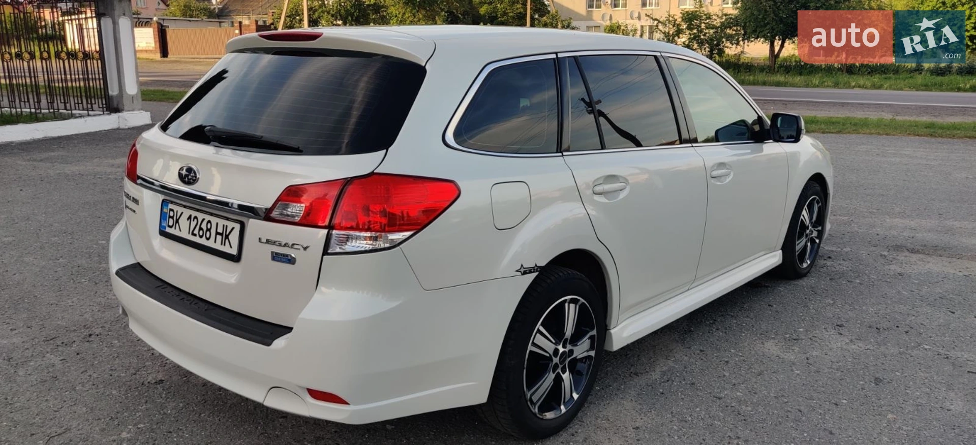 2010 Subaru Legacy - мініатюра 11