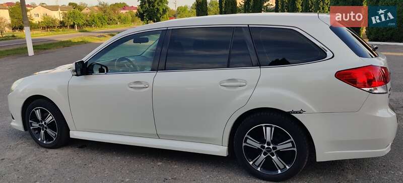 Універсал Subaru Legacy 2010 в Рівному