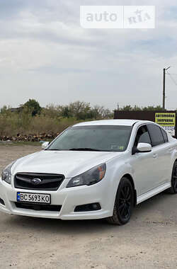 Subaru Legacy 2012