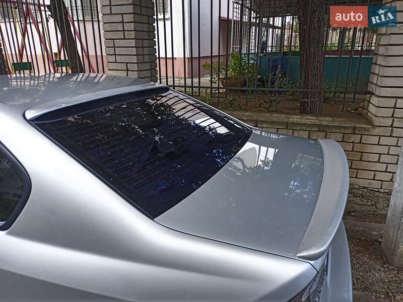 Седан Subaru Legacy 2003 в Одесі