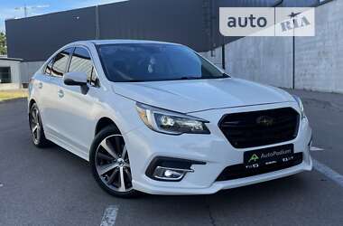 Седан Subaru Legacy 2018 в Киеве