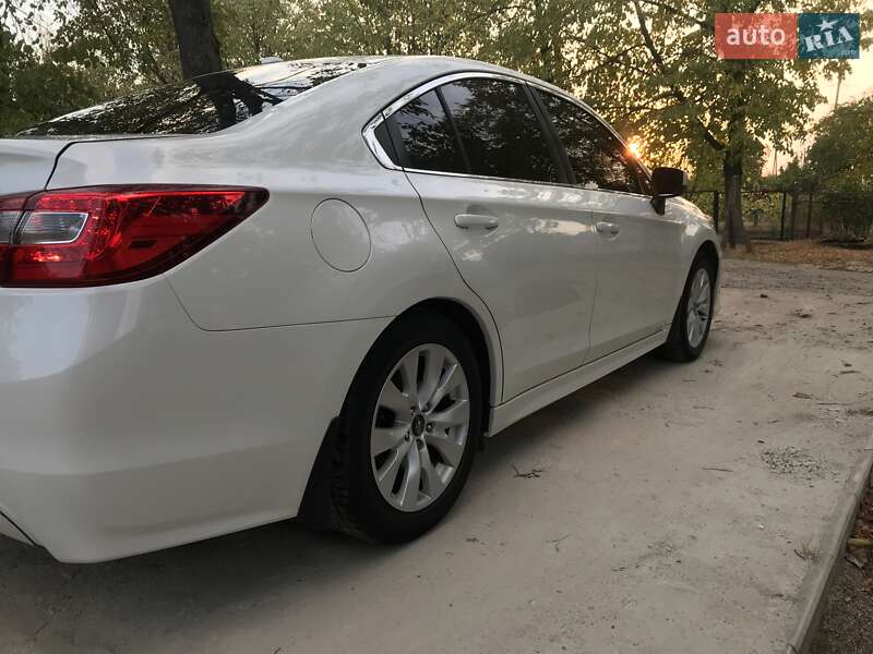 Седан Subaru Legacy 2015 в Новому Бузі