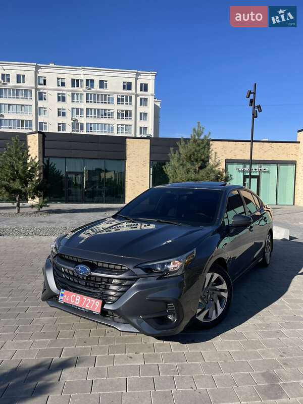 Седан Subaru Legacy 2023 в 