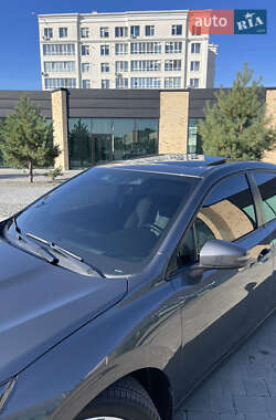 Седан Subaru Legacy 2023 в 