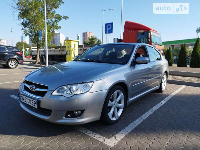 Седан Subaru Legacy 2008 в Києві