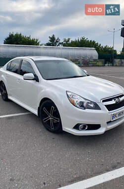 Subaru Legacy 2013