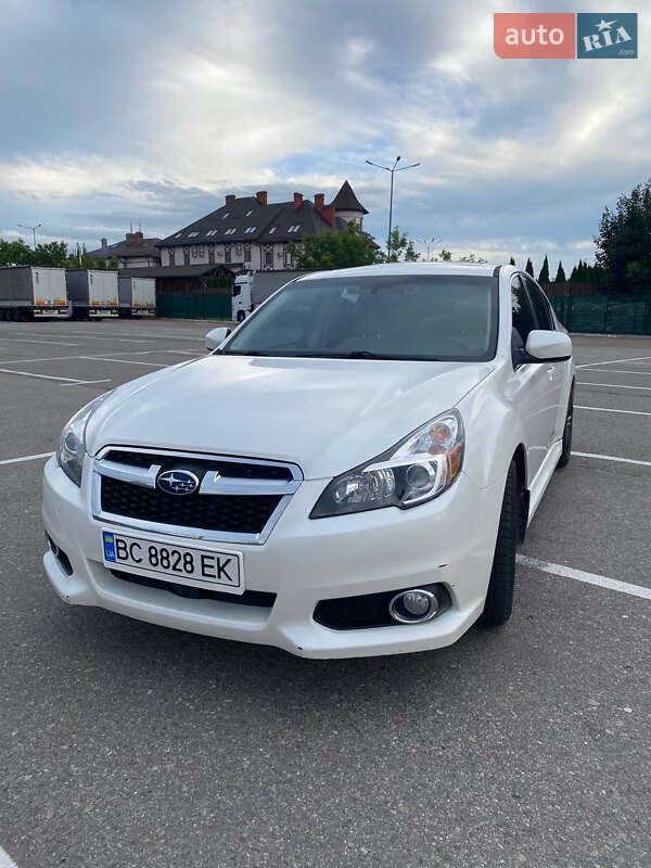 Седан Subaru Legacy 2013 в Львові