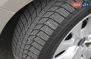 Седан Subaru Legacy 2014 в Дніпрі