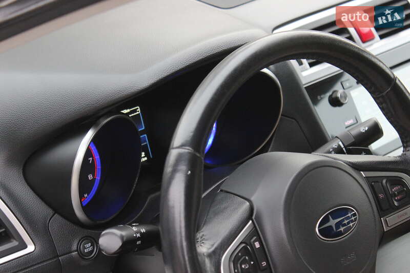 Седан Subaru Legacy 2014 в Днепре