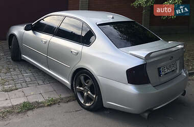 Седан Subaru Legacy 2004 в Киеве