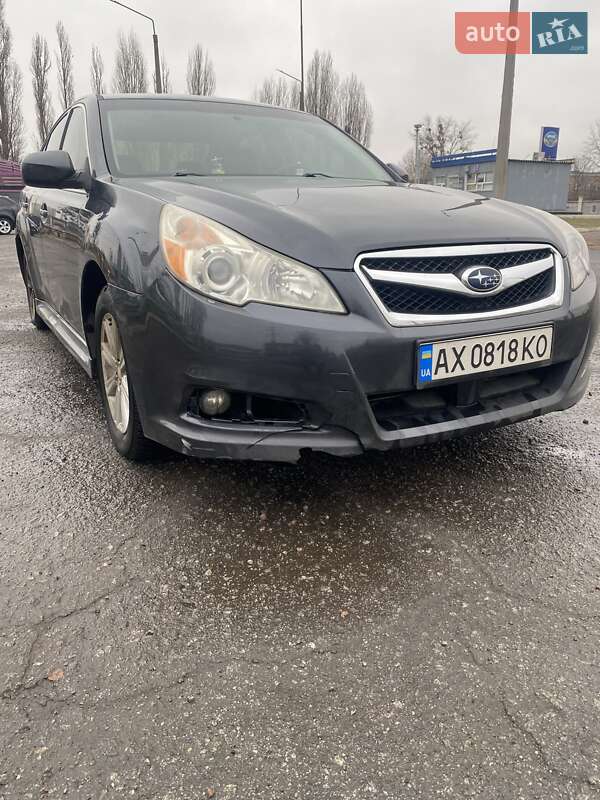 Седан Subaru Legacy 2012 в Киеве