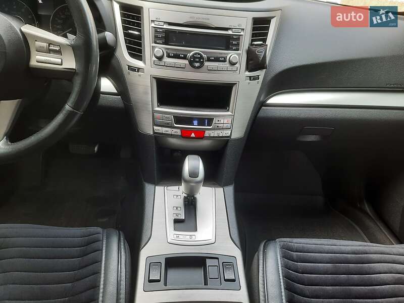 Седан Subaru Legacy 2010 в Одессе
