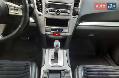 Седан Subaru Legacy 2010 в 
