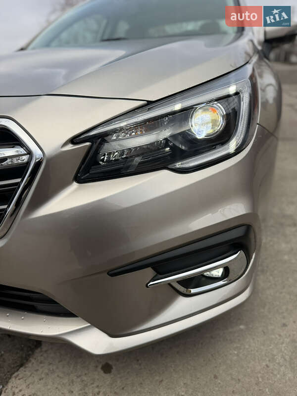 Седан Subaru Legacy 2018 в Днепре