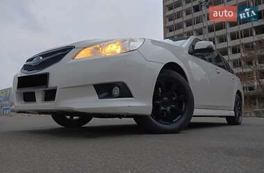 Универсал Subaru Legacy 2012 в 