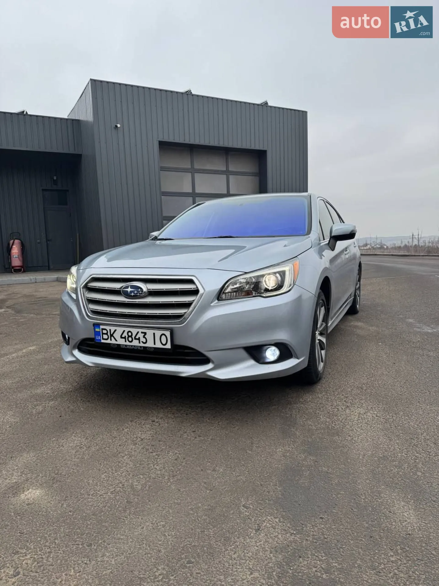 2016 Subaru Legacy - мініатюра 3