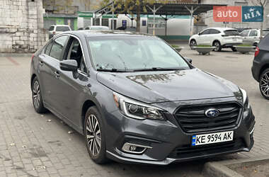 Седан Subaru Legacy 2018 в Днепре