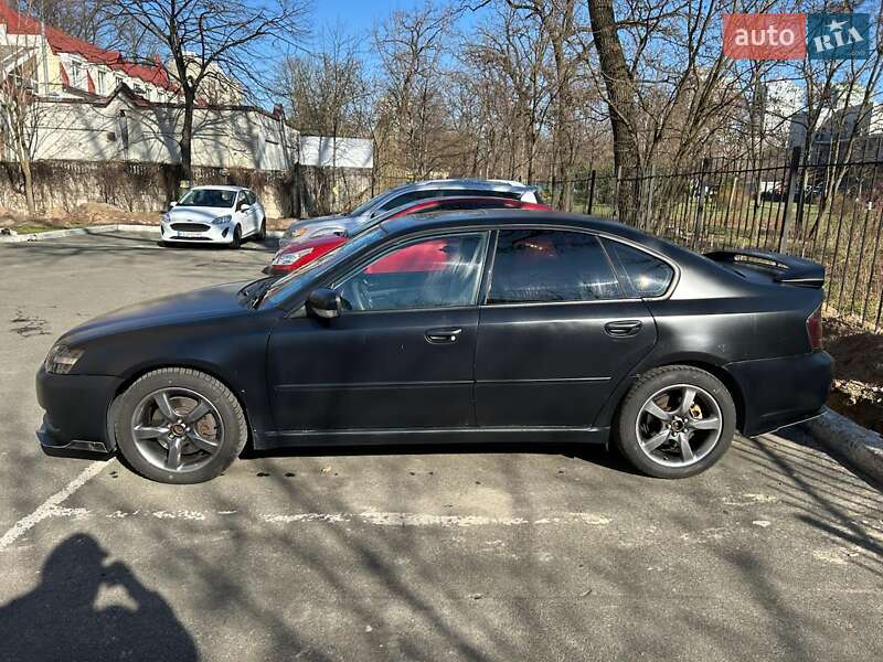 Седан Subaru Legacy 2003 в Киеве