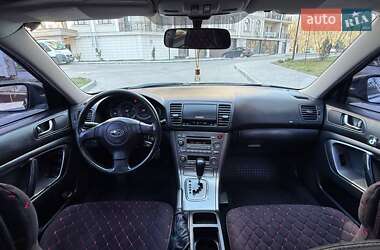 Седан Subaru Legacy 2005 в 