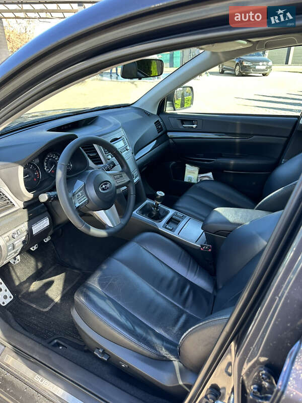 Универсал Subaru Legacy 2011 в Кривом Роге