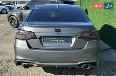 Седан Subaru Legacy 2018 в 