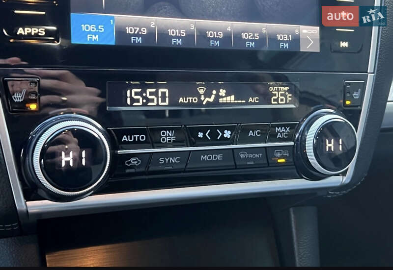 Седан Subaru Legacy 2017 в Киеве