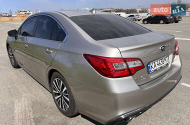 Седан Subaru Legacy 2018 в 
