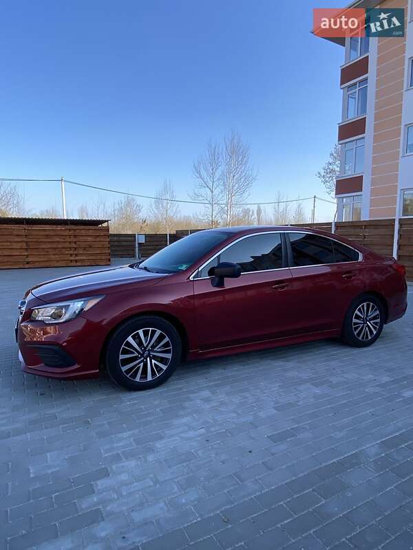 Седан Subaru Legacy 2018 в Києві