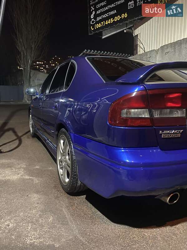 Седан Subaru Legacy 2002 в Києві
