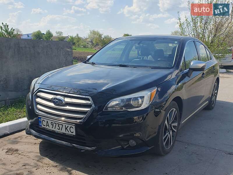 Седан Subaru Legacy 2017 в 
