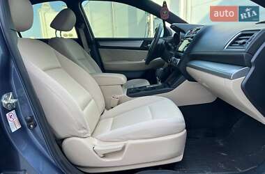 Седан Subaru Legacy 2014 в 
