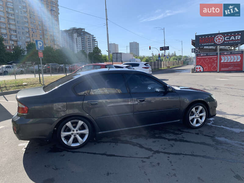 Седан Subaru Legacy 2007 в Киеве