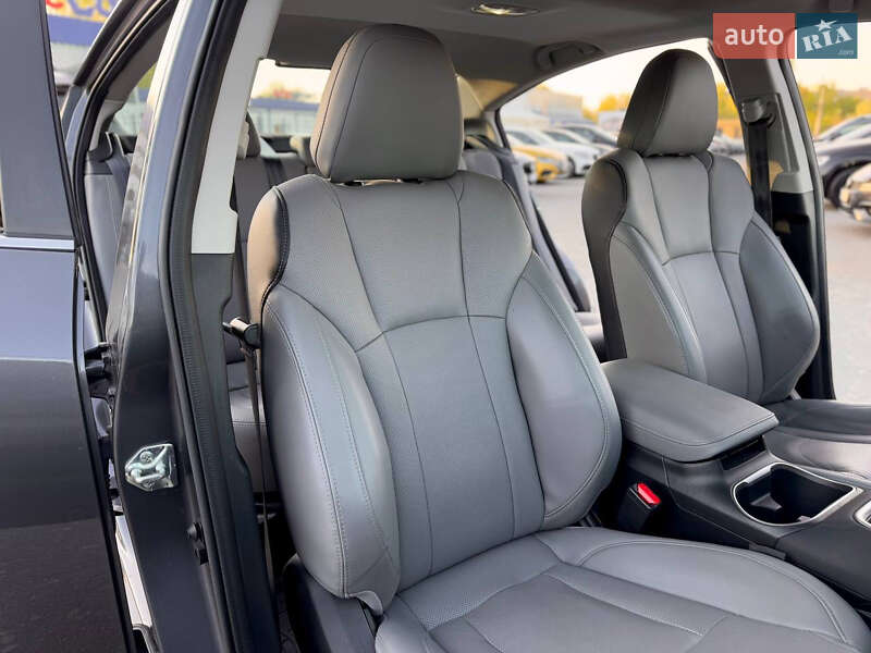 Седан Subaru Legacy 2020 в Киеве
