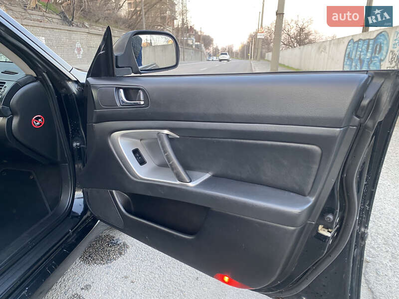 Седан Subaru Legacy 2007 в Дніпрі