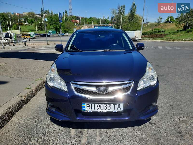 Седан Subaru Legacy 2010 в Одессе