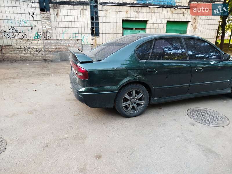 Седан Subaru Legacy 2002 в Києві