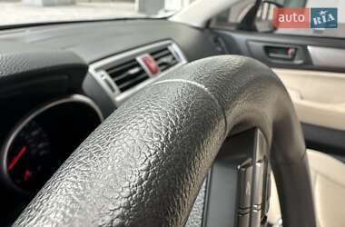 Седан Subaru Legacy 2014 в 