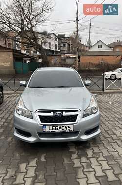 Седан Subaru Legacy 2013 в 