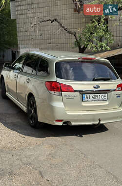 Универсал Subaru Legacy 2010 в 