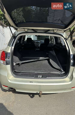 Универсал Subaru Legacy 2010 в 