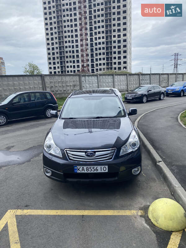 Subaru Legacy 2012