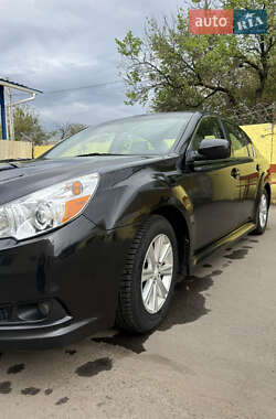 Седан Subaru Legacy 2012 в 