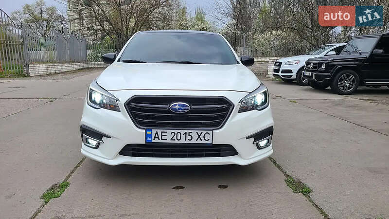Седан Subaru Legacy 2018 в Дніпрі