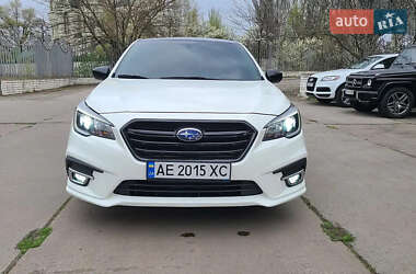 Седан Subaru Legacy 2018 в 