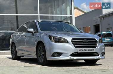 Седан Subaru Legacy 2015 в 