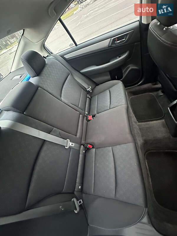 Седан Subaru Legacy 2014 в Києві
