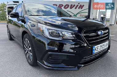 Седан Subaru Legacy 2018 в 