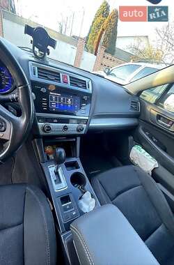 Седан Subaru Legacy 2017 в 