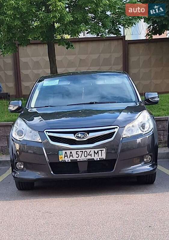 Седан Subaru Legacy 2010 в Києві